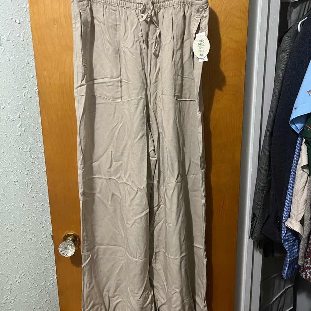 Women’s Tan Wide Leg Pants